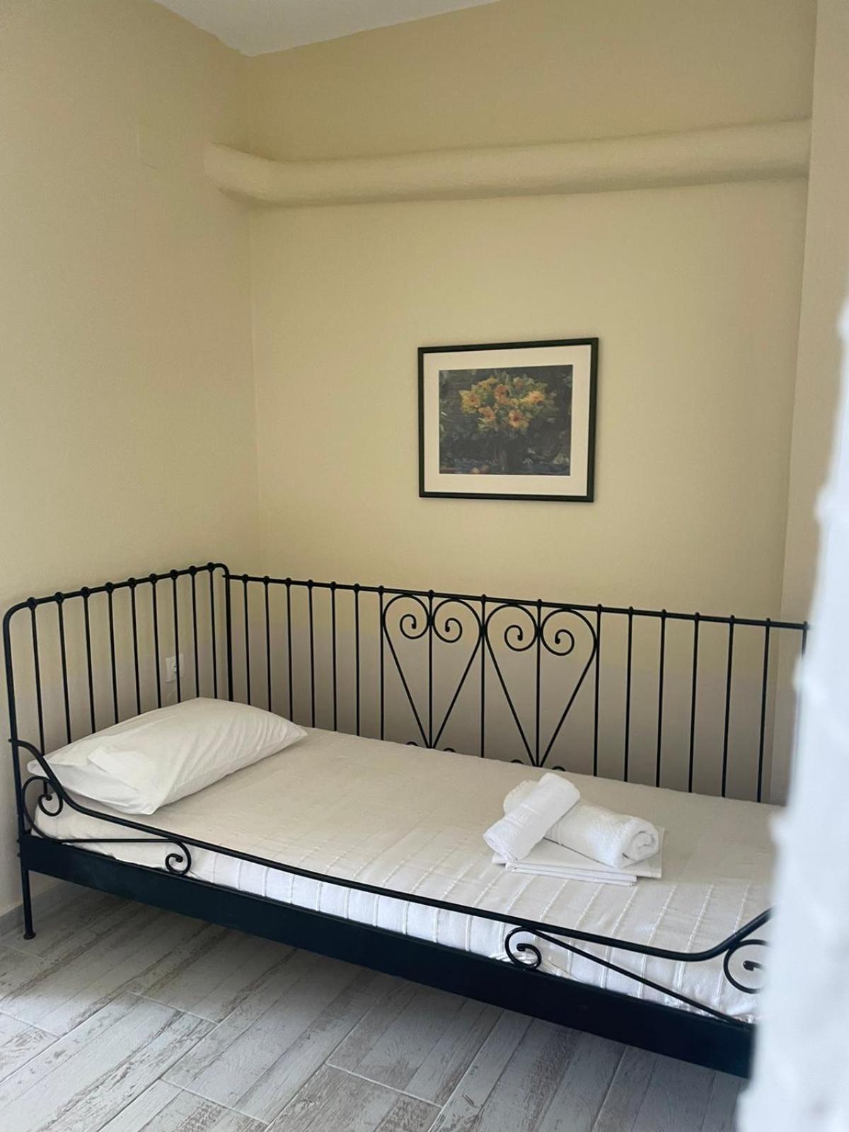 Axion Esti Apartments Скопелос Номер фото